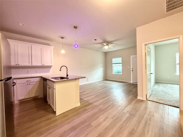 2301 N Hickory, Sherman, TX 75092