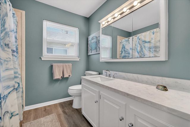 959 Bonita Street, Bayou Vista, TX 77563