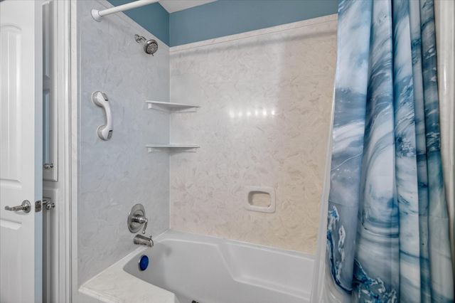 959 Bonita Street, Bayou Vista, TX 77563