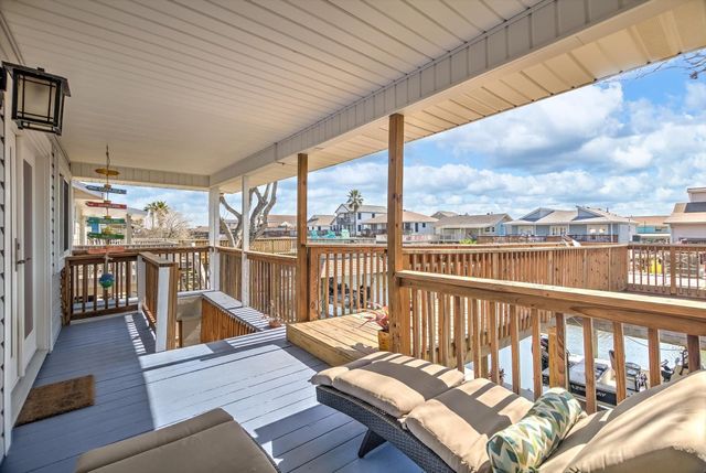 959 Bonita Street, Bayou Vista, TX 77563