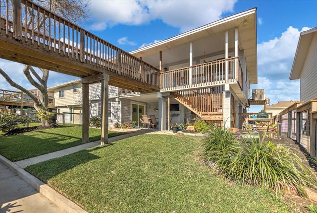 959 Bonita Street, Bayou Vista, TX 77563