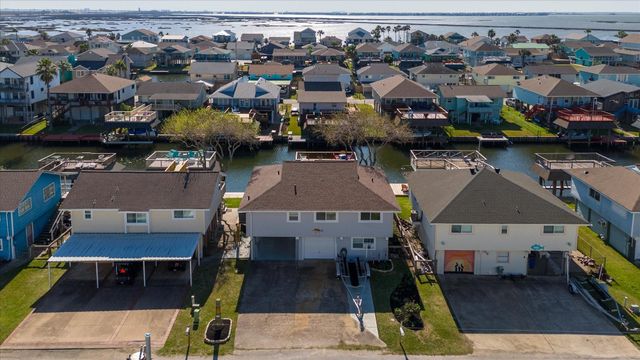 959 Bonita Street, Bayou Vista, TX 77563