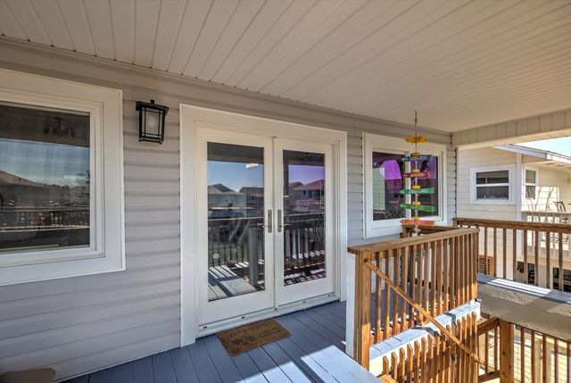 959 Bonita Street, Bayou Vista, TX 77563