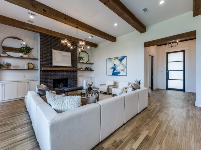 150 Stafford Drive, Heath, TX 75032