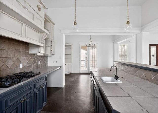 437 Aledo Creeks Road E, Fort Worth, TX 76126