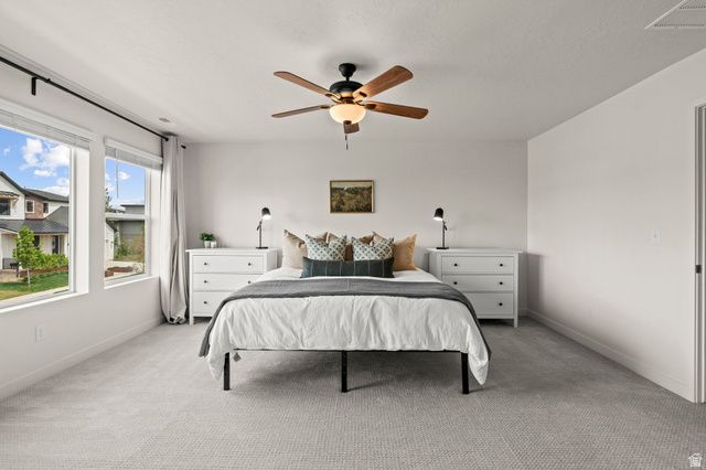 98 E GRANT LN, North Salt Lake, UT 84054