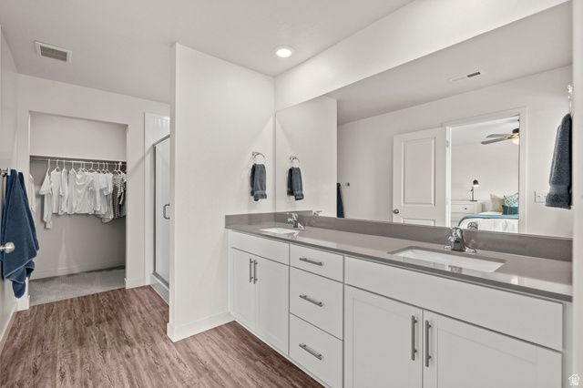 98 E GRANT LN, North Salt Lake, UT 84054