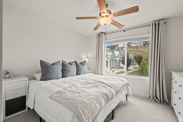 98 E GRANT LN, North Salt Lake, UT 84054