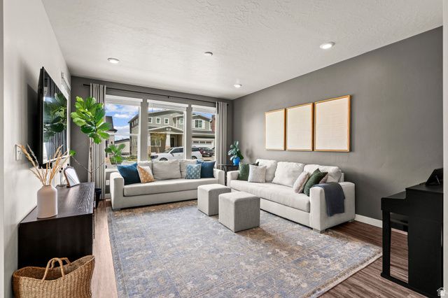 98 E GRANT LN, North Salt Lake, UT 84054