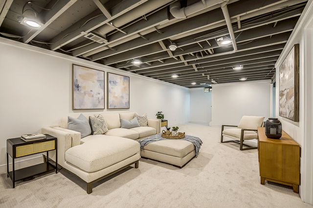 1003 Western Drive, Ann Arbor, MI 48103