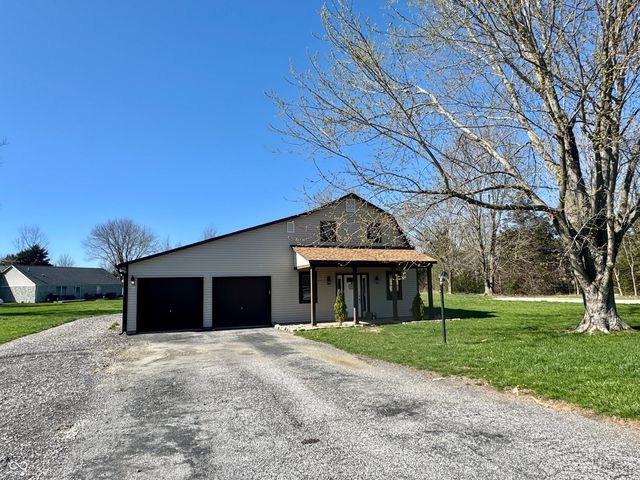 112 Lincoln Hills, Coatesville, IN 46121
