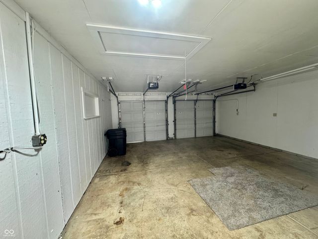 112 Lincoln Hills, Coatesville, IN 46121