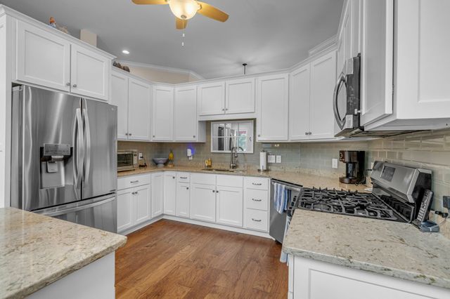 265 Shasteen Bend Dr, Winchester, TN 37398
