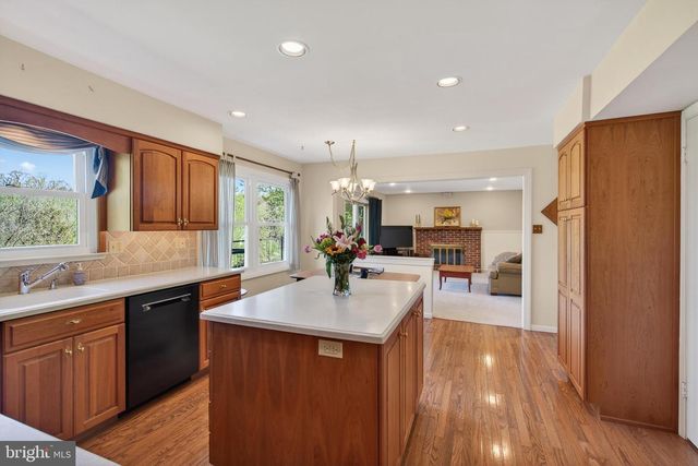 607 SPRING LINE DR, West Chester, PA 19382
