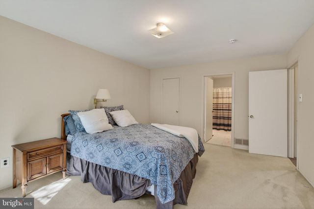 607 SPRING LINE DR, West Chester, PA 19382