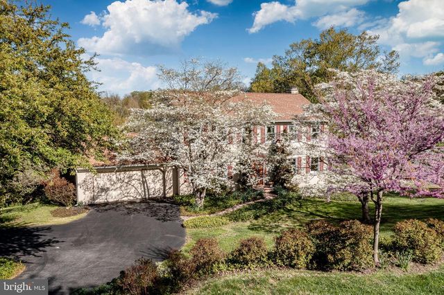 607 SPRING LINE DR, West Chester, PA 19382