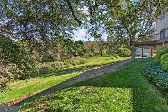 607 SPRING LINE DR, West Chester, PA 19382