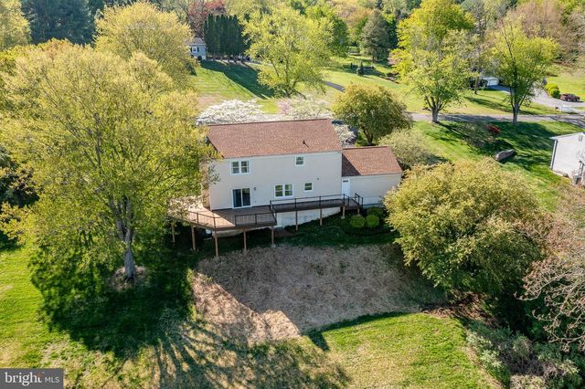 607 SPRING LINE DR, West Chester, PA 19382