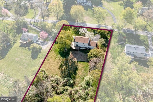 607 SPRING LINE DR, West Chester, PA 19382