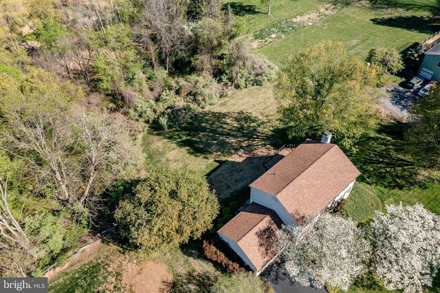 607 SPRING LINE DR, West Chester, PA 19382