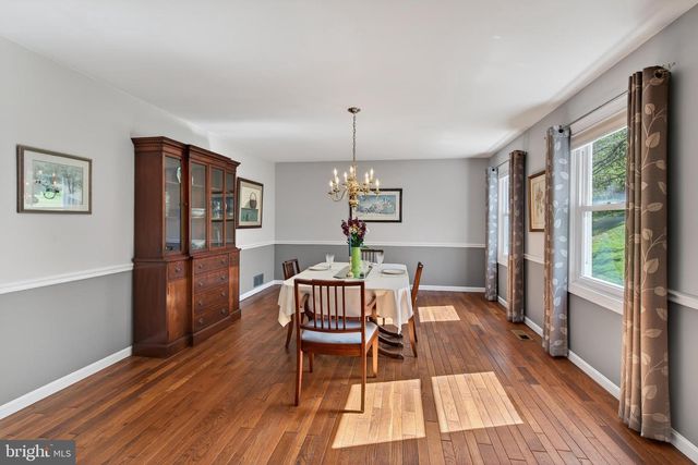 607 SPRING LINE DR, West Chester, PA 19382