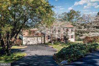 607 SPRING LINE DR, West Chester, PA 19382