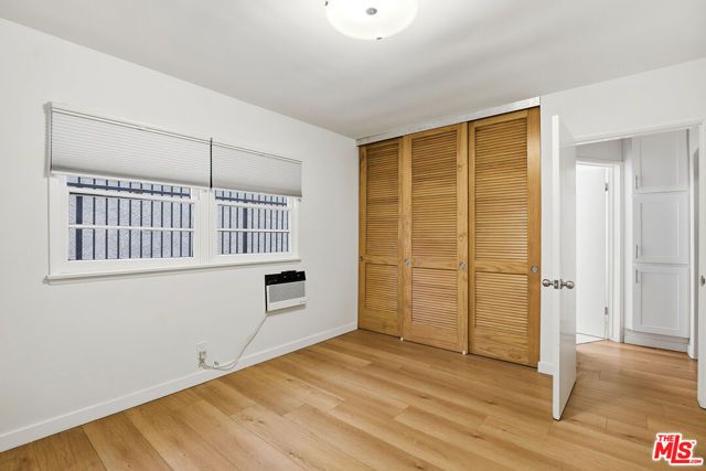 1944 S Beverly Glen Boulevard 2, Los Angeles, CA 90025