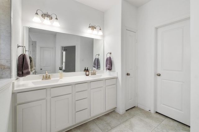 718 Hereford LOOP, Hutto, TX 78634