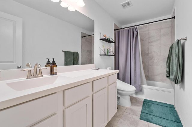 718 Hereford LOOP, Hutto, TX 78634