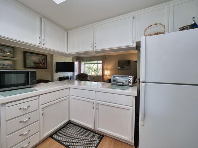 9179 Pershing Ave, Orangevale, CA 95662