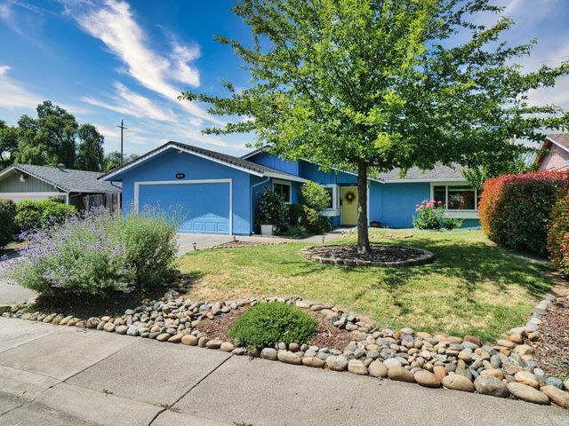 9179 Pershing Ave, Orangevale, CA 95662