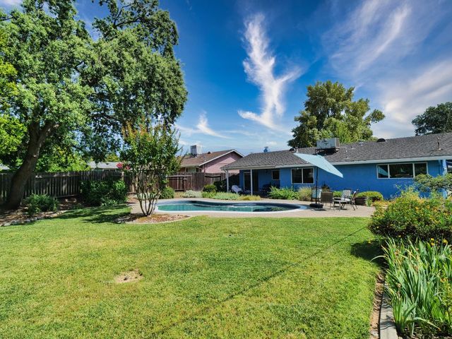 9179 Pershing Ave, Orangevale, CA 95662