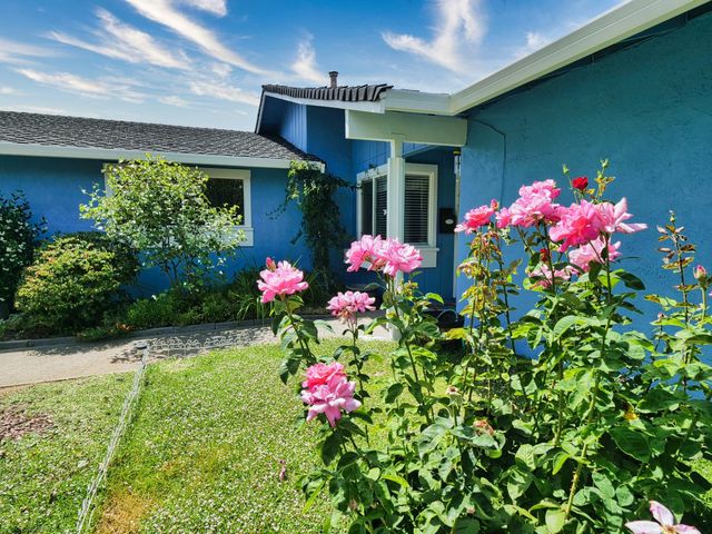 9179 Pershing Ave, Orangevale, CA 95662