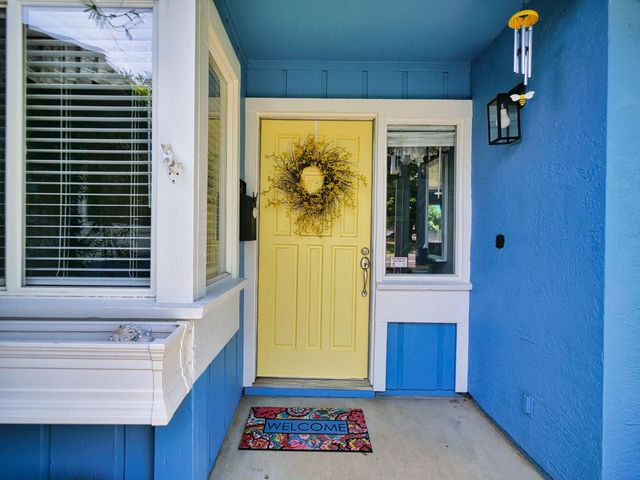 9179 Pershing Ave, Orangevale, CA 95662
