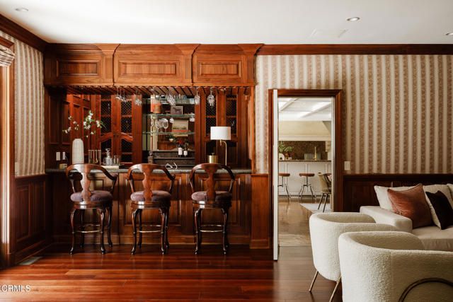 860 Flintridge Avenue, La Canada Flintridge, CA 91011