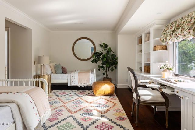 860 Flintridge Avenue, La Canada Flintridge, CA 91011