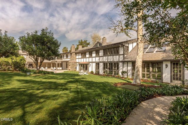 860 Flintridge Avenue, La Canada Flintridge, CA 91011