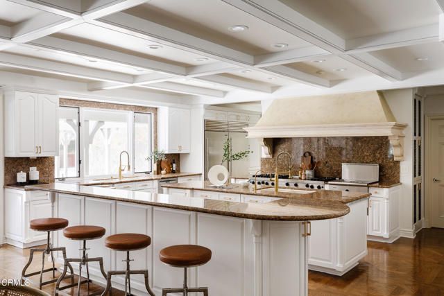 860 Flintridge Avenue, La Canada Flintridge, CA 91011