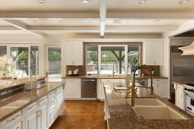 860 Flintridge Avenue, La Canada Flintridge, CA 91011