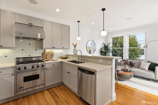 52 Meda Avenue, San Francisco, CA 94112