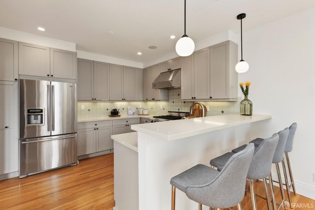 52 Meda Avenue, San Francisco, CA 94112