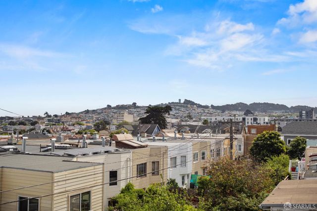 52 Meda Avenue, San Francisco, CA 94112