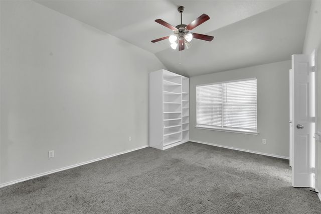 930 Timber Oaks Lane, Arlington, TX 76010