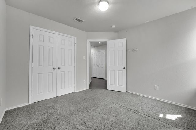 930 Timber Oaks Lane, Arlington, TX 76010