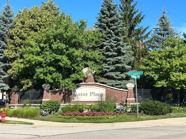 613 Prestwick Lane, Wheeling, IL 60090