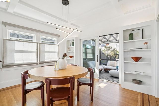 342 Elwood Ave, Oakland, CA 94610