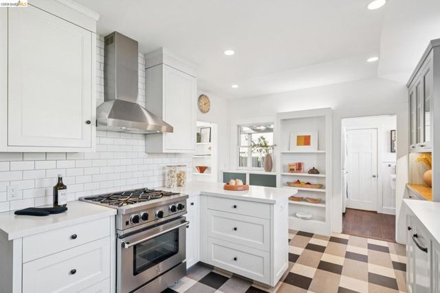 342 Elwood Ave, Oakland, CA 94610
