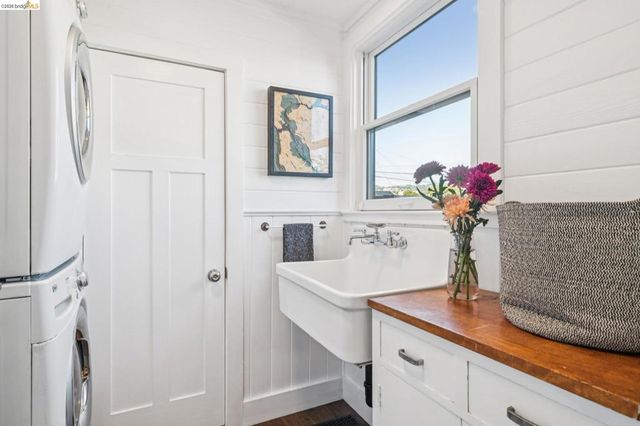 342 Elwood Ave, Oakland, CA 94610