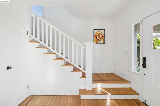 342 Elwood Ave, Oakland, CA 94610