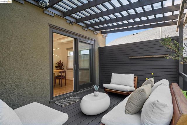 342 Elwood Ave, Oakland, CA 94610